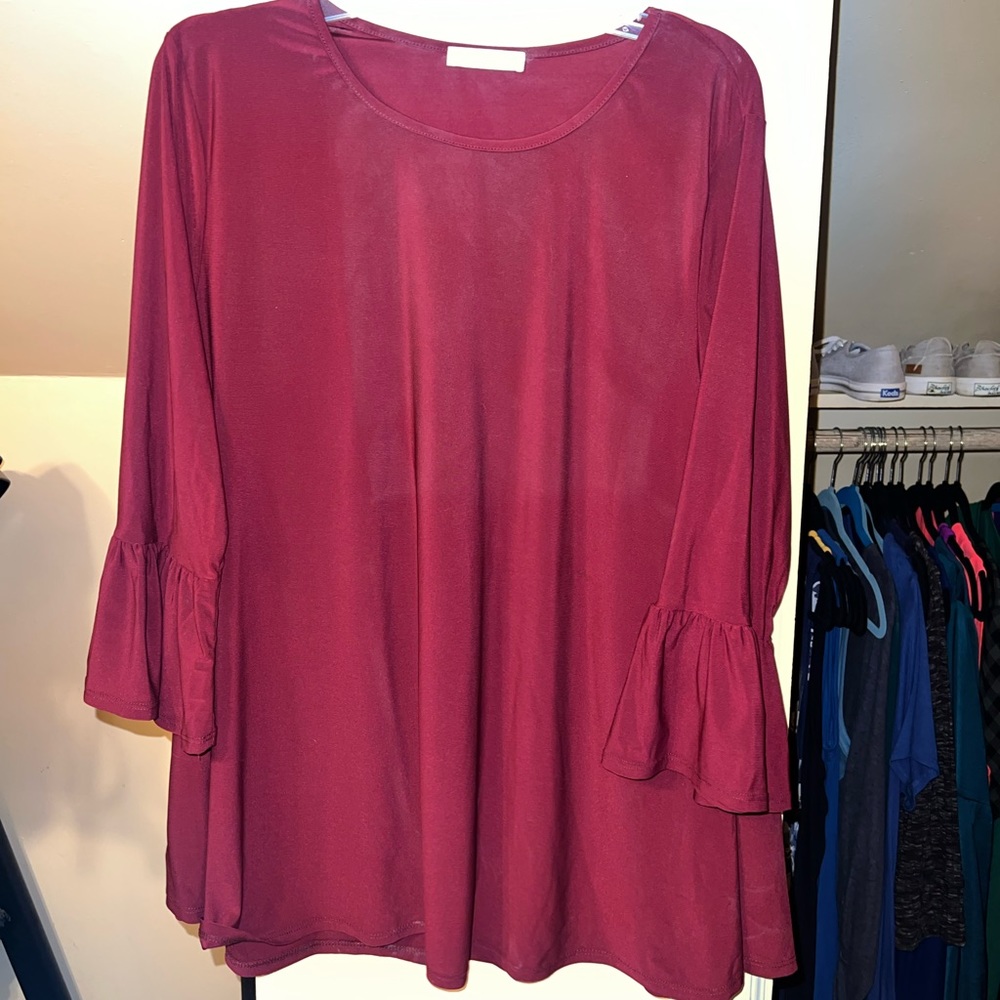 Nic & lulu blouse with 3/4 ruffled sleeve